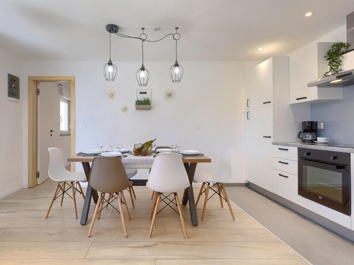 Holiday Home Laura By Interhome Pula Extérieur photo