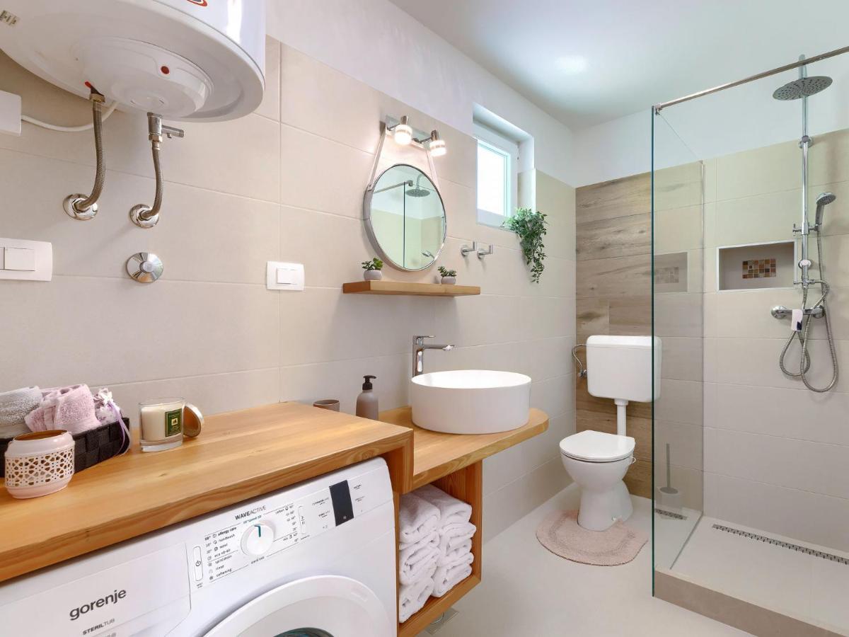 Holiday Home Laura By Interhome Pula Extérieur photo