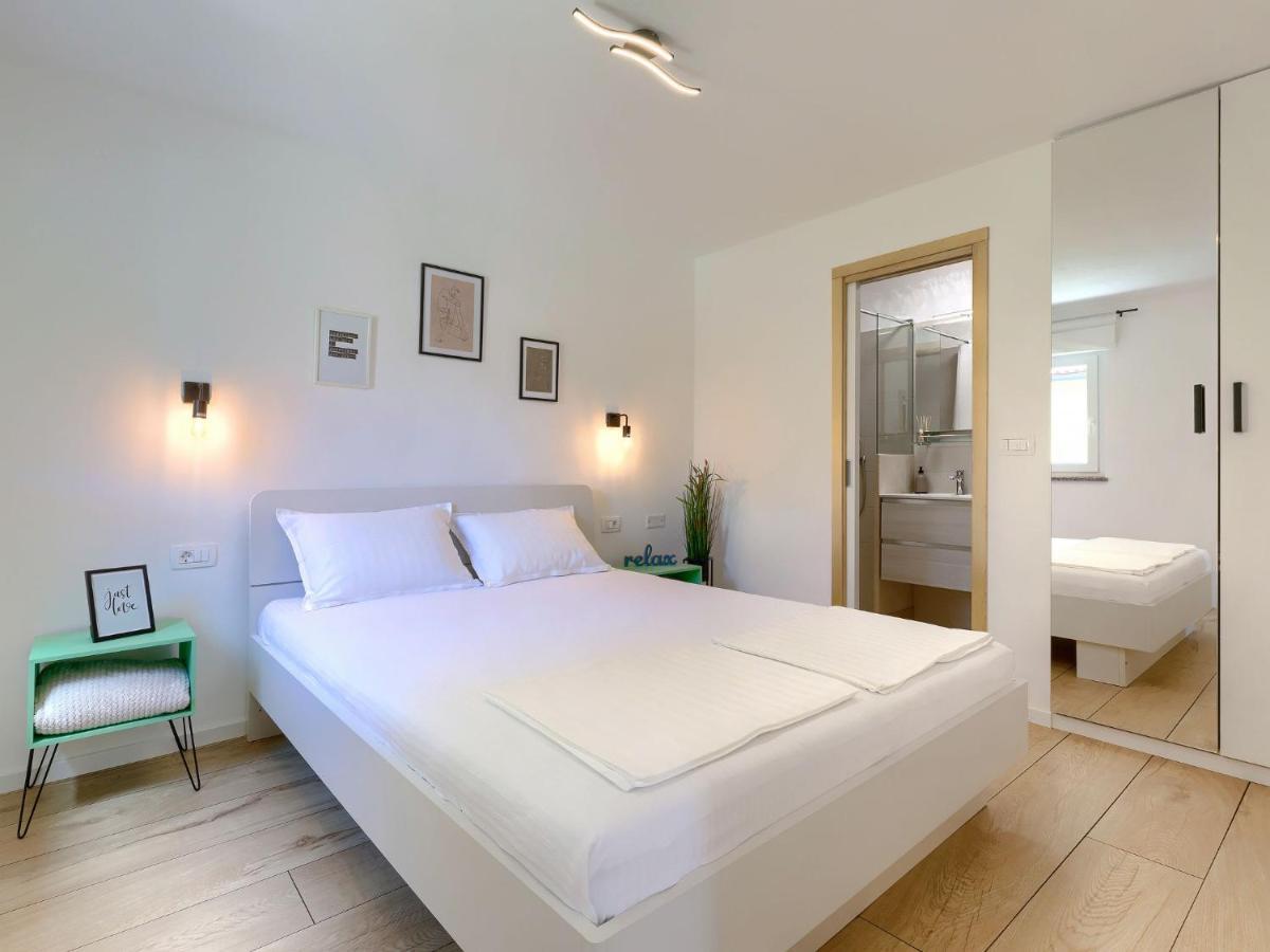 Holiday Home Laura By Interhome Pula Extérieur photo